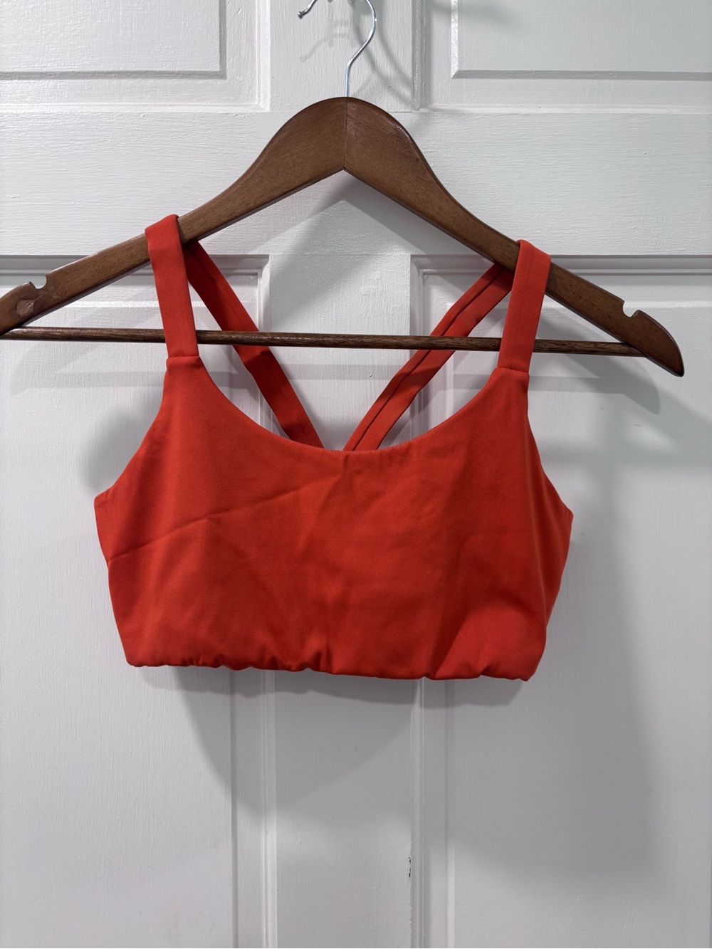 Girlfriend Collective Women’s Lou V-Back Sports Bra Size Small Blood Orange